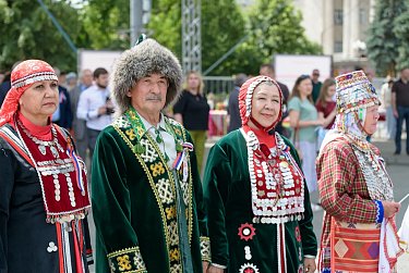 Оренбуржцы отметили День России